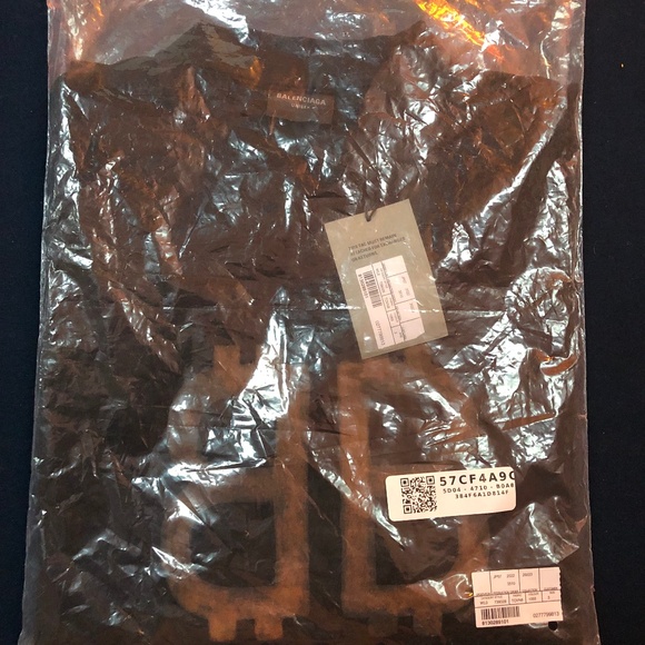 Balenciaga Crypto T-shirt Size Medium Unisex NWT Unused Black - Picture 1 of 5